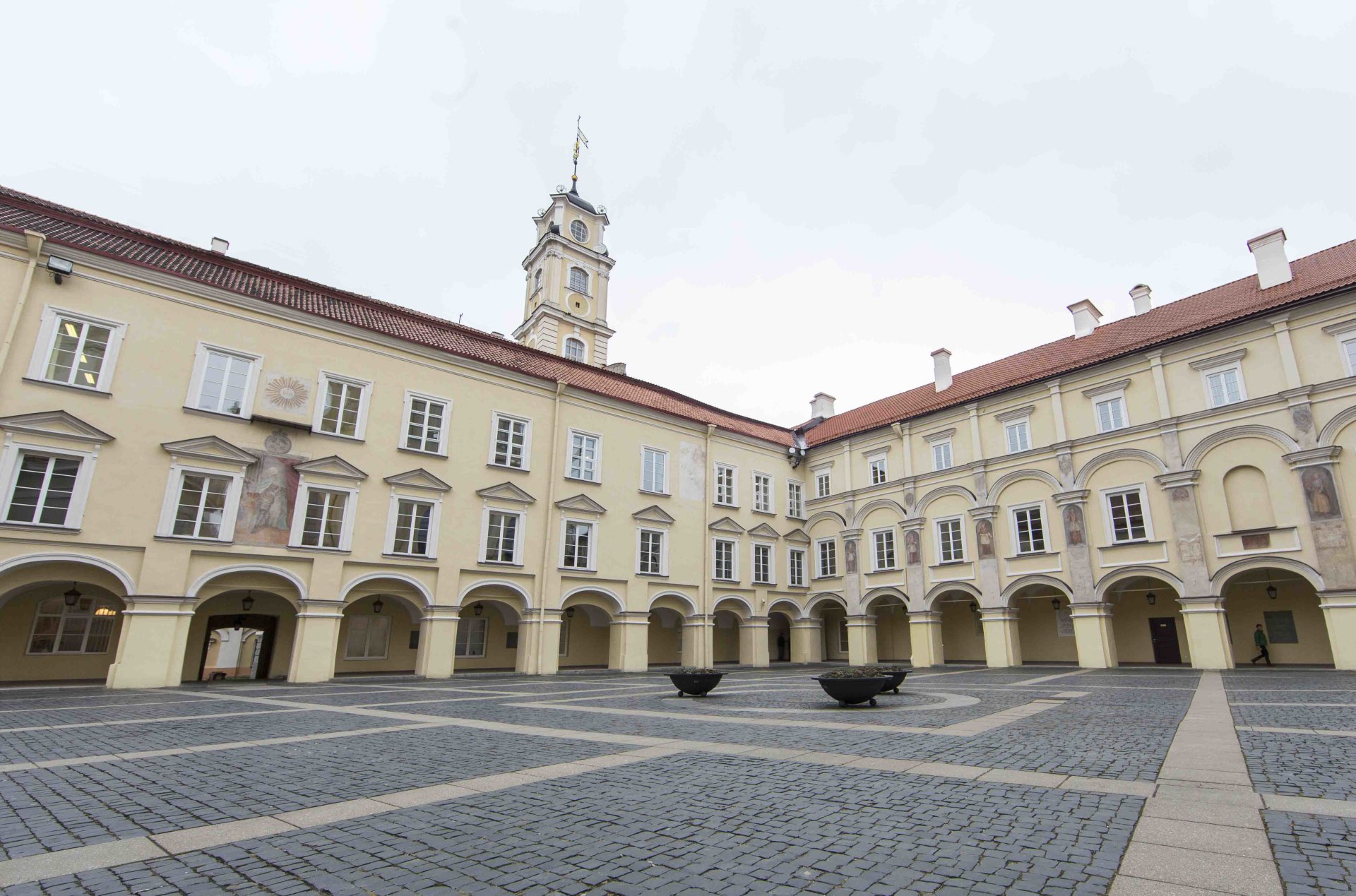 VU TSPMI kandidato į laisvą Vilniaus universiteto Senato narių vietą debatai